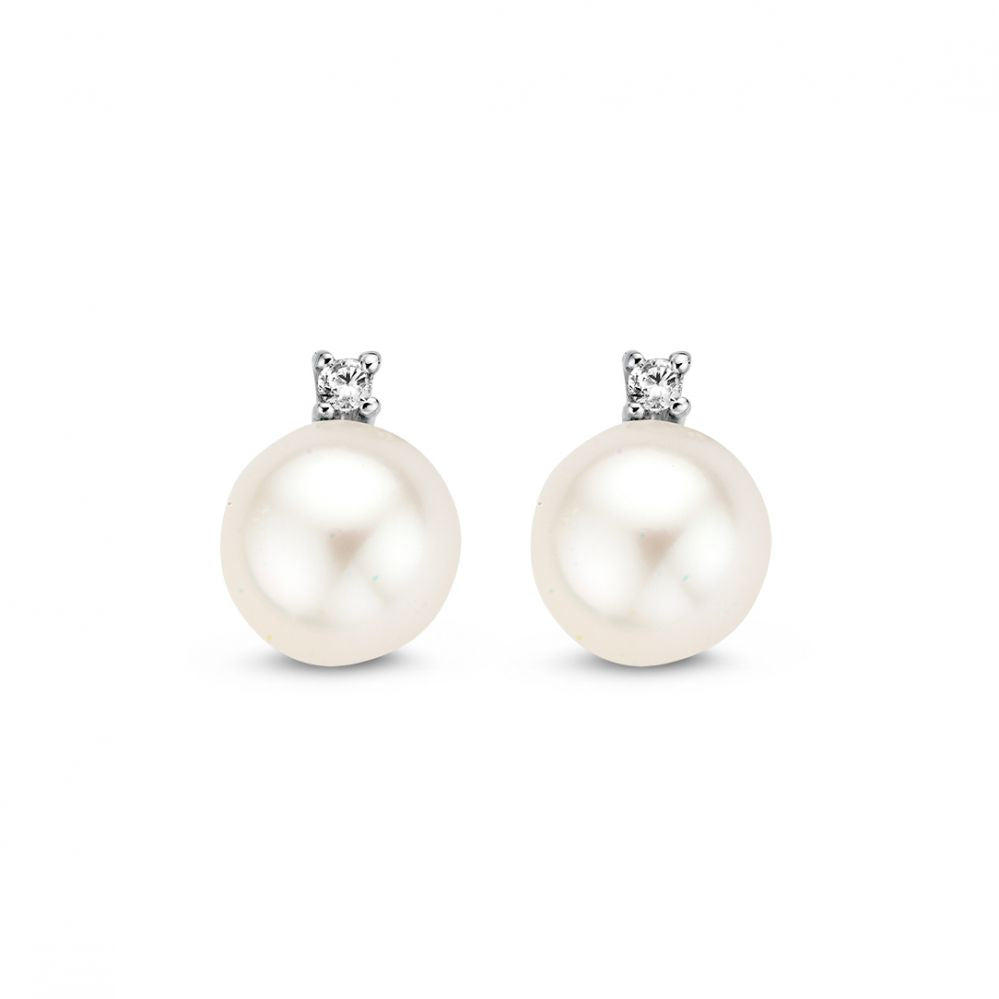 Cultured Freshwater Pearl Stud Earrings